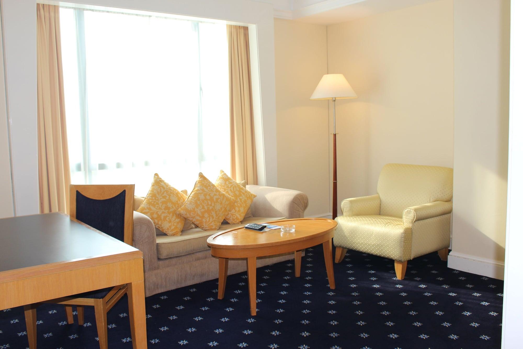 Royale Chulan Seremban Exterior photo A living room in a hotel suite